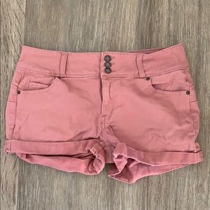 Peachy jean shorts!